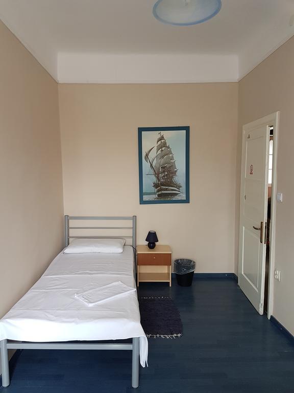 Hostel Morcic Rijeka Luaran gambar