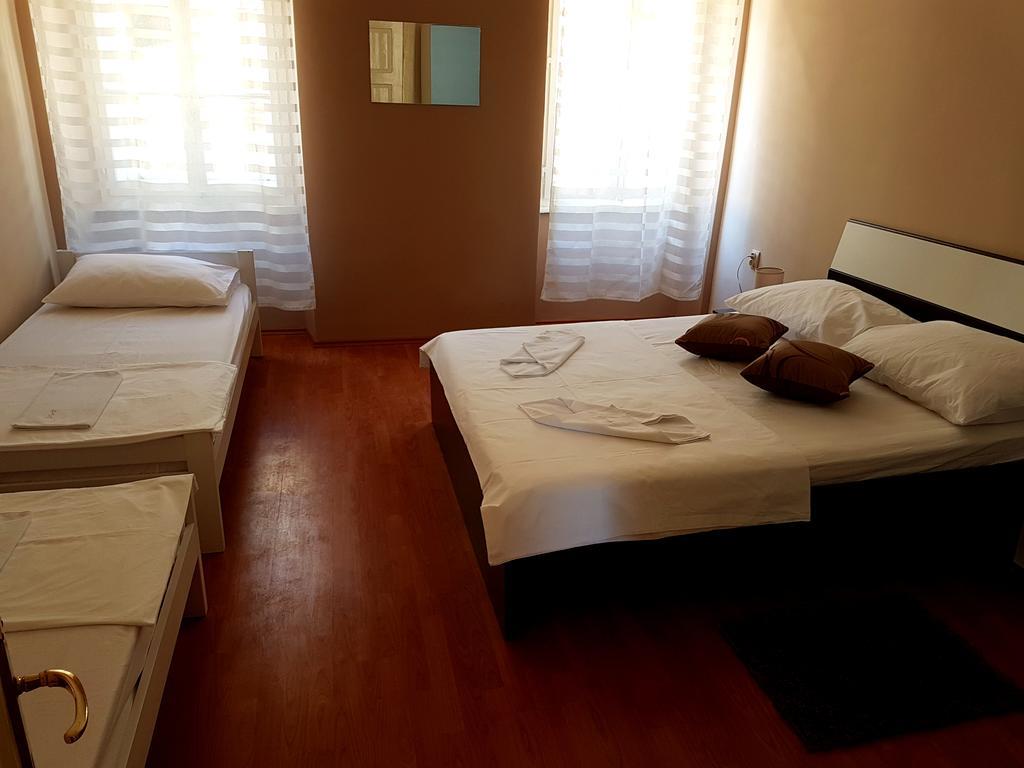 Hostel Morcic Rijeka Luaran gambar